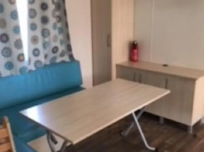 营地 Camping Le Marine 勒格罗-迪鲁瓦